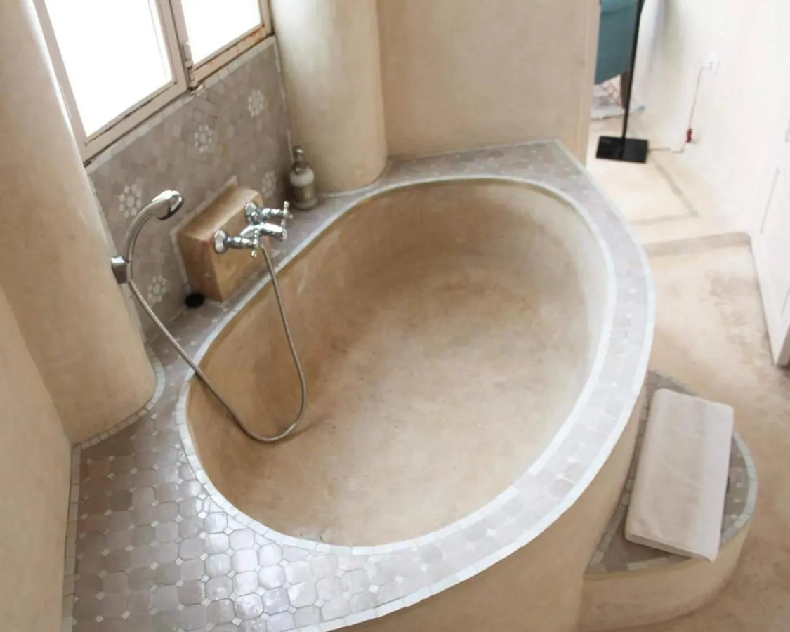 The tadelakt bathtub, part of the riad's wellness spaces